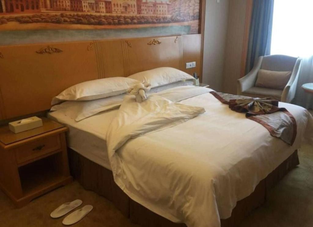 Vienna International Hotel Lhasa Potala Palace Esterno foto