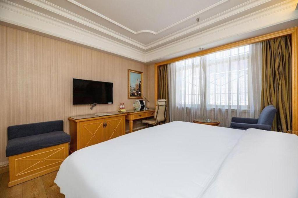 Vienna International Hotel Lhasa Potala Palace Esterno foto